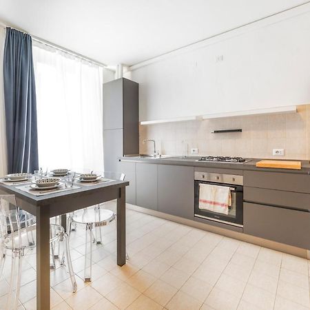 מילאנו Roomy Apartment Close To Subway M5! מראה חיצוני תמונה