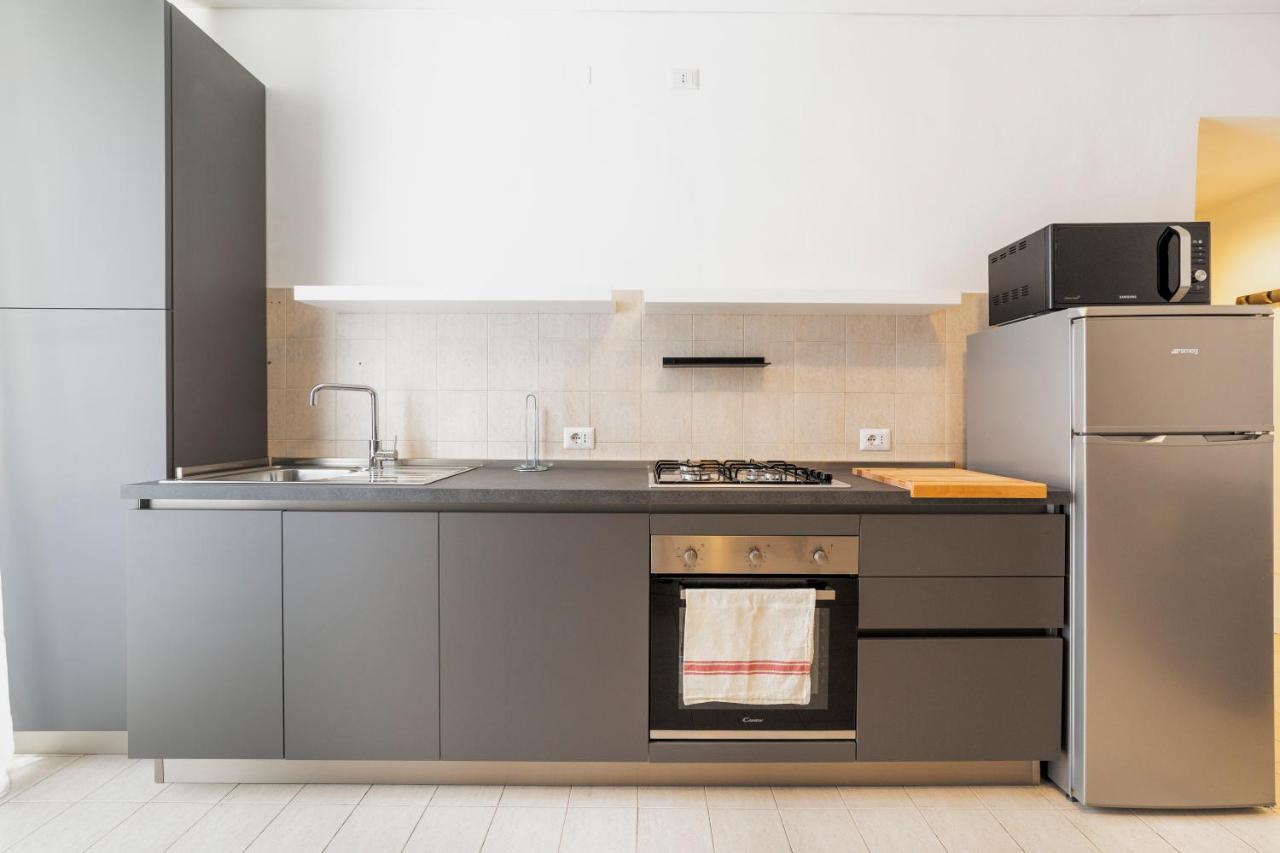 מילאנו Roomy Apartment Close To Subway M5! מראה חיצוני תמונה