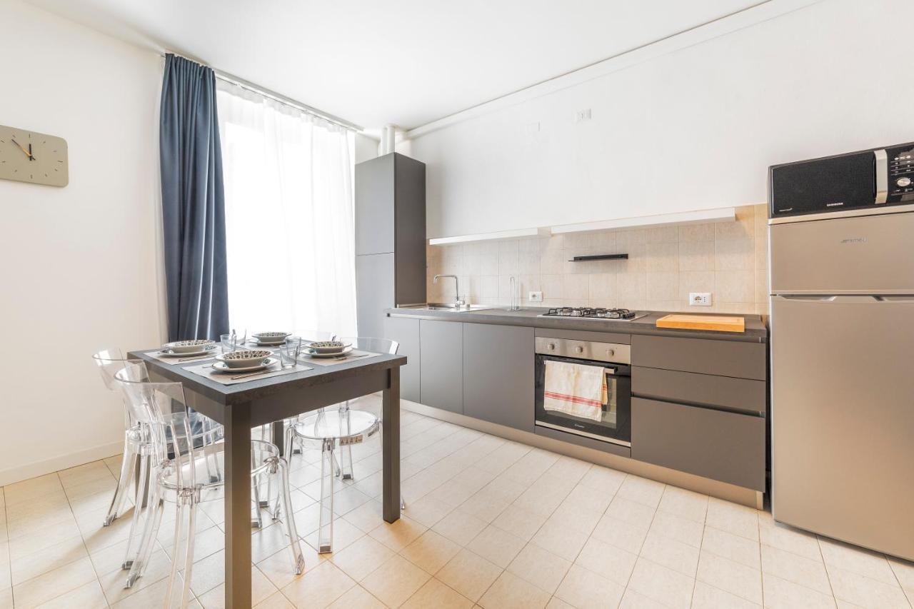 מילאנו Roomy Apartment Close To Subway M5! מראה חיצוני תמונה